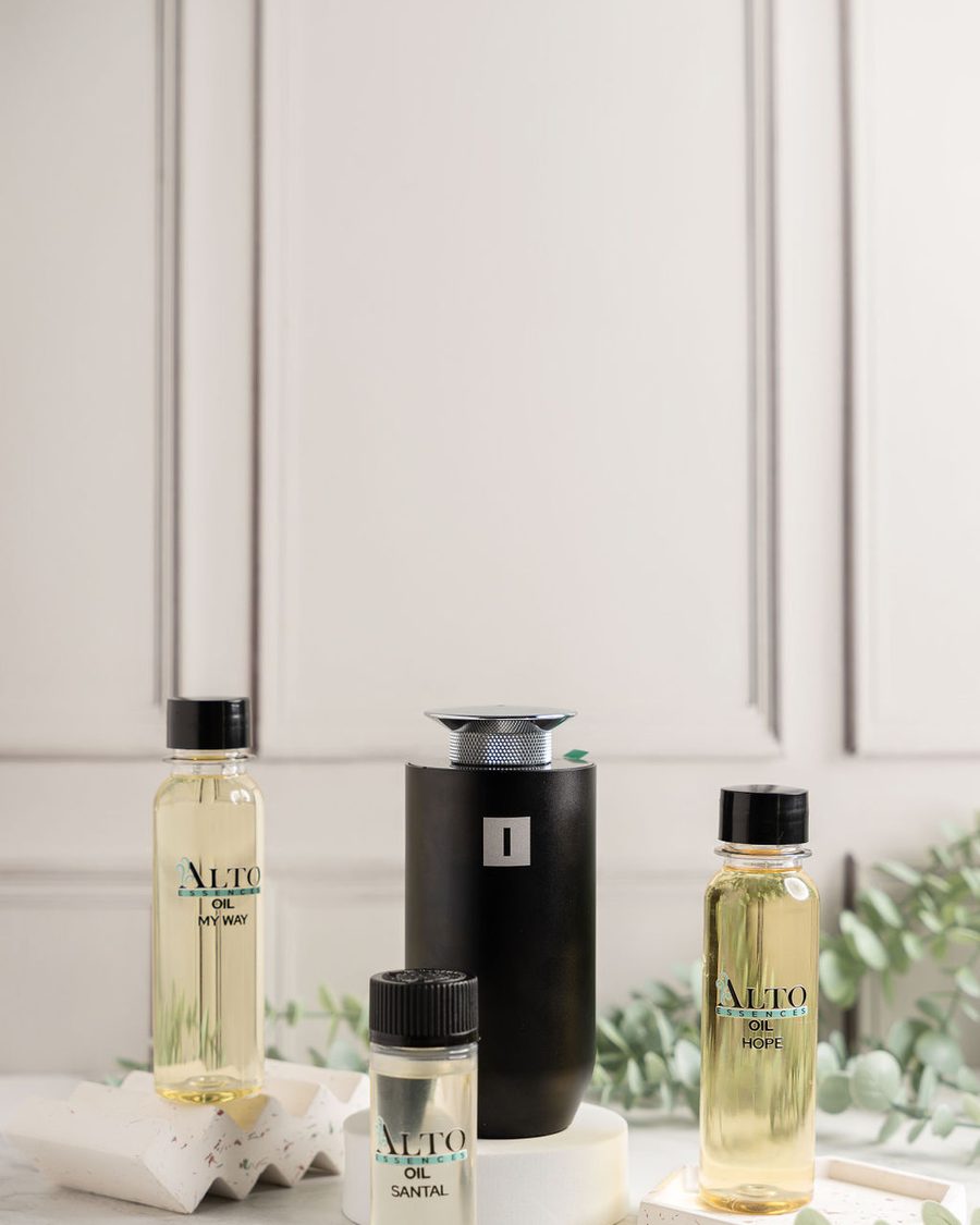 Difusor Mini Omega de Alto Essences, cilindro compacto
